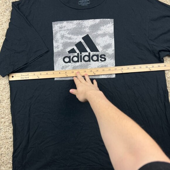 Adidas T Shirt Men's 2XL Black The Go-To Tee Center Logo Crew Neck Trefoil - Picture 5 of 6